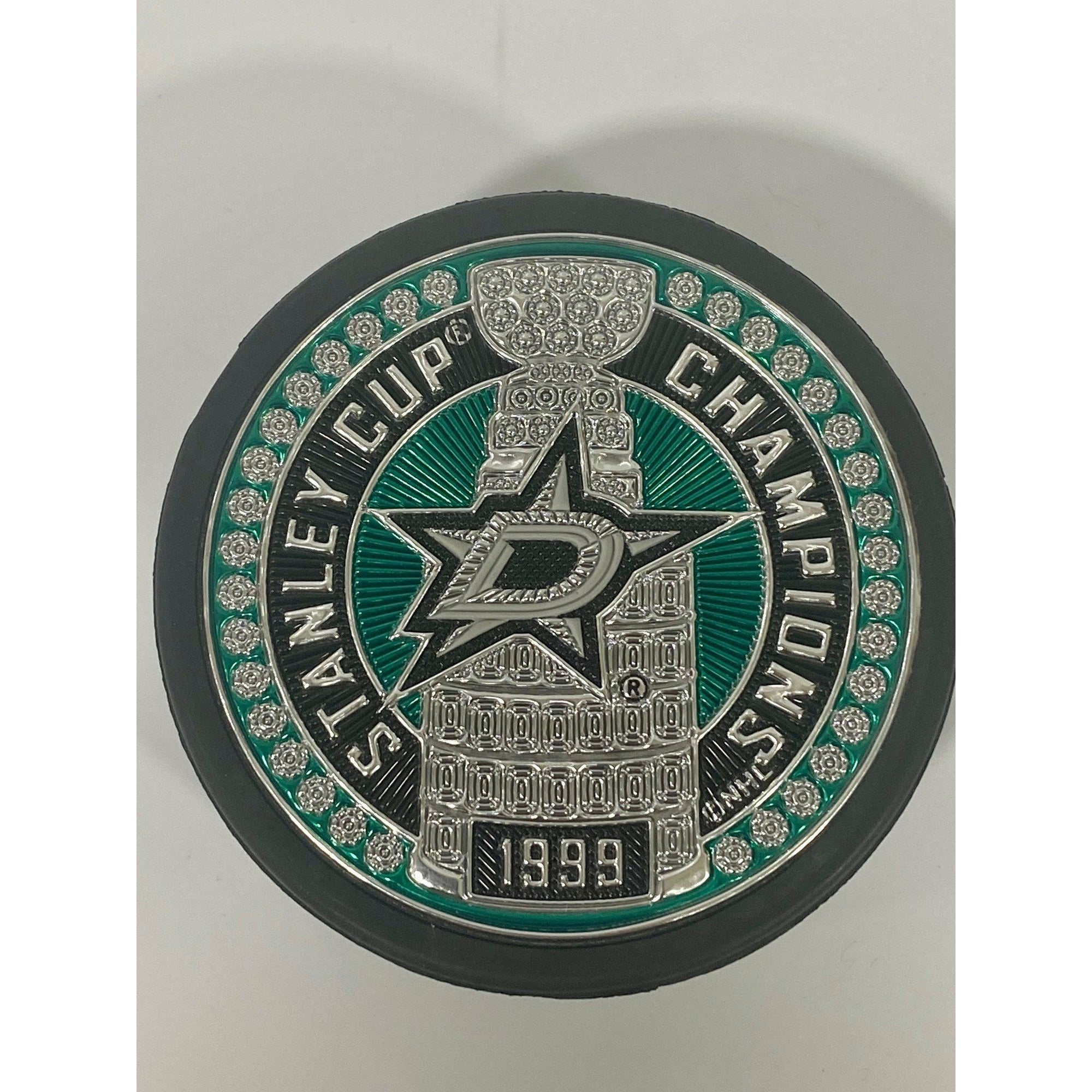 Dallas Stars Hockey Puck: TrimFlexx Stanley Cup Dynasty Design - Dallas  Teams Store